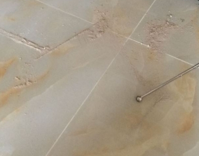 安州瓷砖空鼓维修公司分享粘合剂选择不当在瓷砖铺贴过程中可能导致以下问题